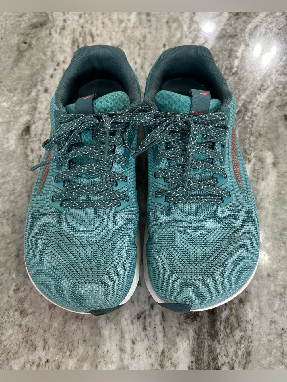 Altra Escalante 3  Road Running Shoe Womens 7.5 dusty teal light weight hiking
